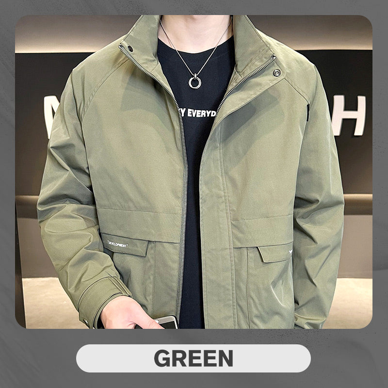 Stilvolle Herrenjacke mit durchgehendem Reißverschluss und Taschen