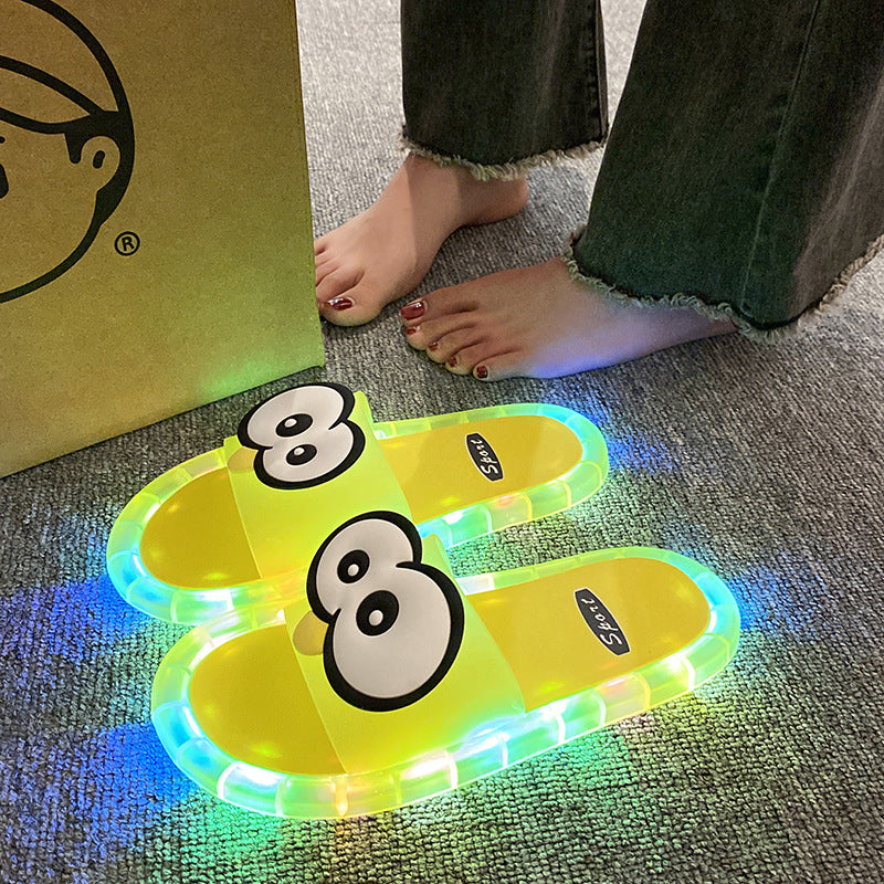 🩴New arrival 60% OFF!⛱️👣Cute slippers with cartoon motifs that glow