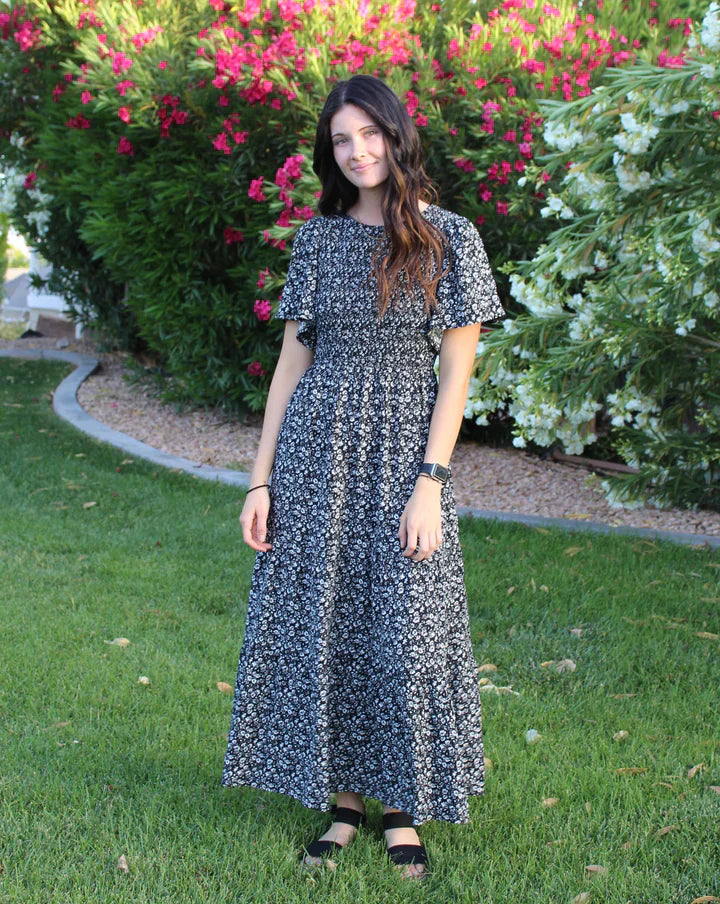 🌷LAST DAY SALE 50% OFF!!💥2026 Summer Casual Floral Print Short Flutter Sleeve Crew Neck Smocked High Waist Flowy Maxi Dress
