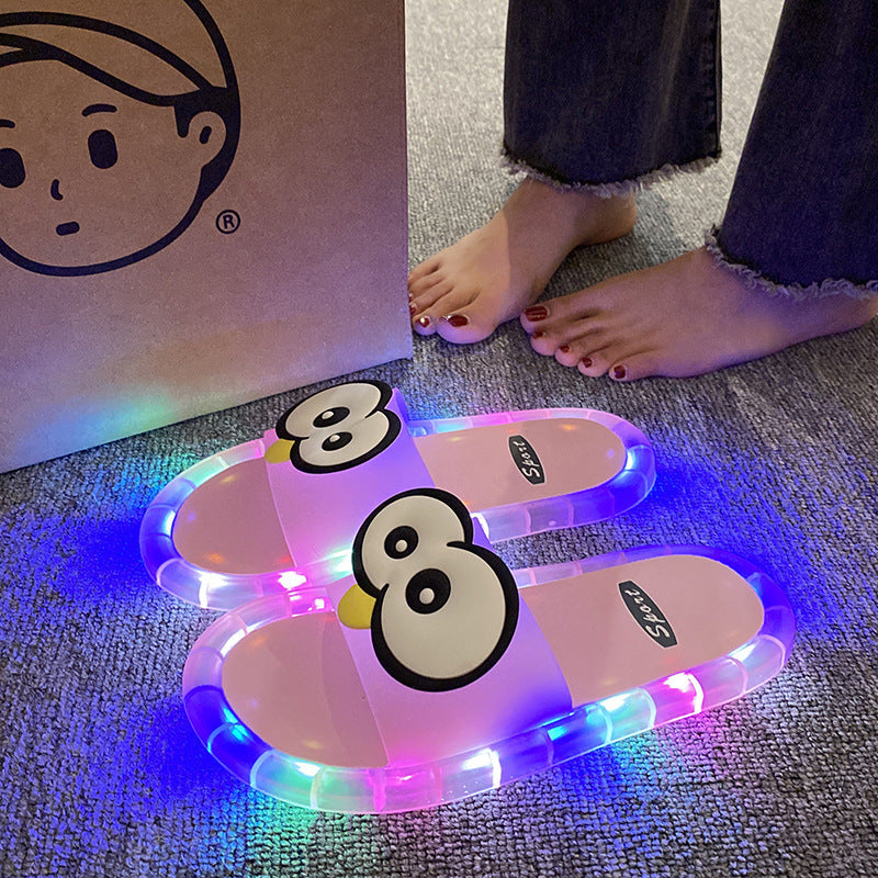 🩴New arrival 60% OFF!⛱️👣Cute slippers with cartoon motifs that glow