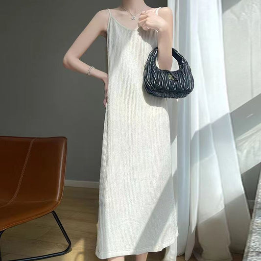 Stilvolles Chiba Plissee Neckholderkleid für Damen