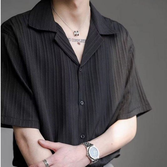 Dünnes Kurzarmhemd für Herren mit kubanischem Kragen