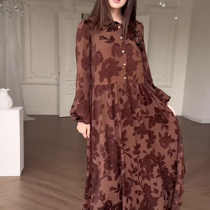 Damenkleid mit Allover-Print und Gürtel