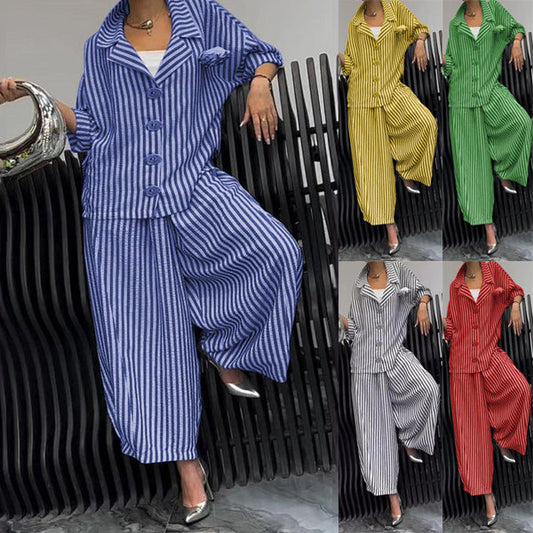 2-teiliges Set mit Jacke mit gestreiftem Revers und Hose mit weitem Bein