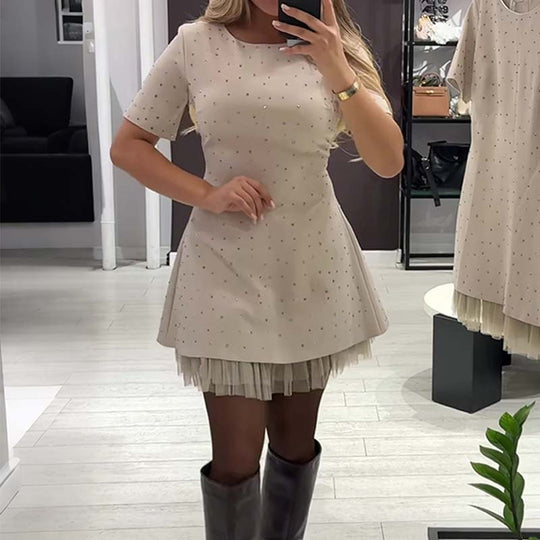 Schwierigkeiten, Ihre Figur zu betonen? Dieses A-Linien-Kleid zaubert sofort eine traumhafte Silhouette!💃✨
