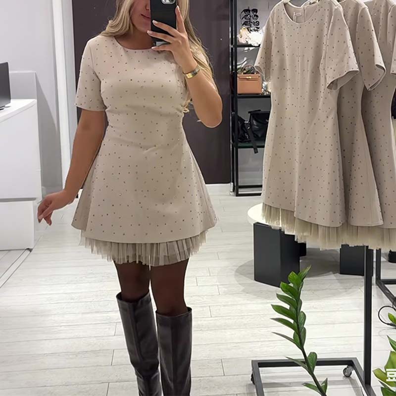 Schwierigkeiten, Ihre Figur zu betonen? Dieses A-Linien-Kleid zaubert sofort eine traumhafte Silhouette!💃✨