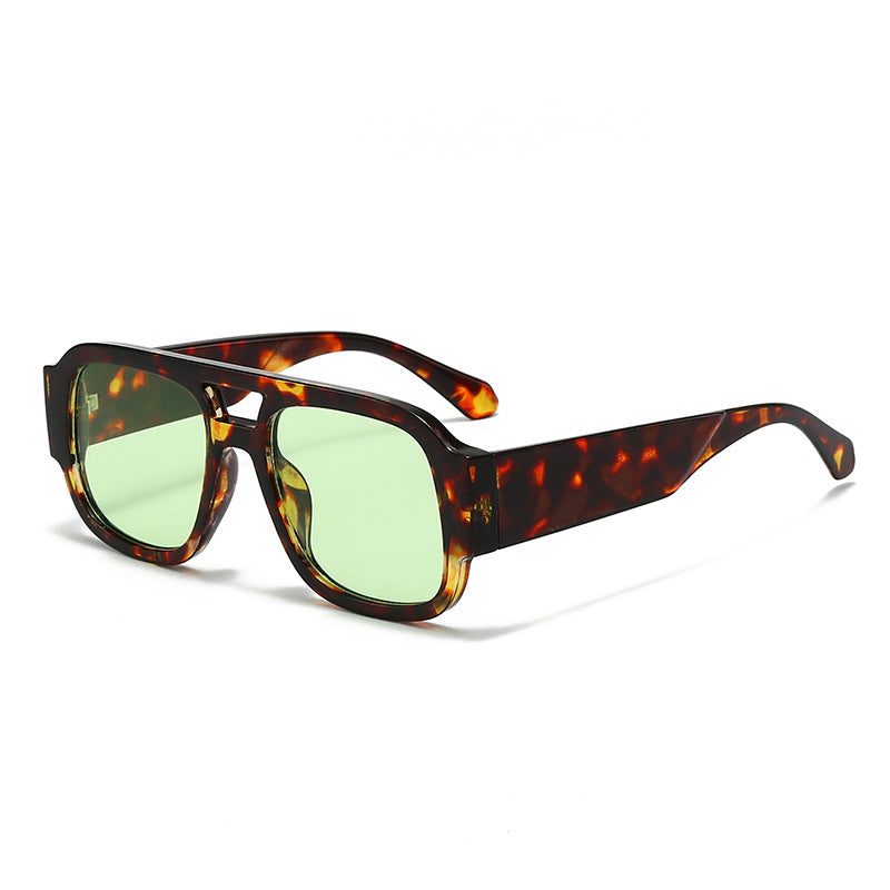 Aviator Sunglasses UV400 Protection 😎🕶️ Classic Pilot Style for Driving, City Walks, Holidays &amp; Outdoor Activities – Lightweight &amp; Comfortable Metal Frame